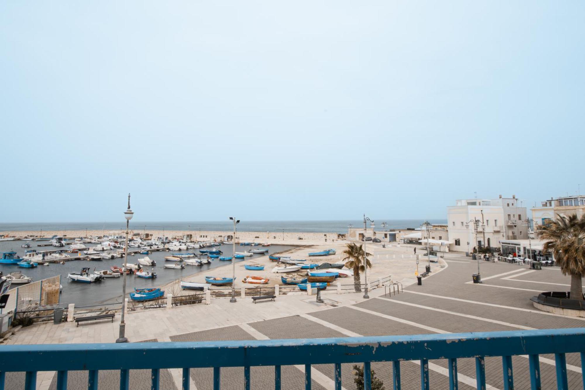 Il Duca E Il Mare Lägenhet Torre A Mare Exteriör bild